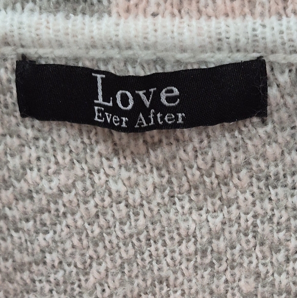 Love Ever After Plaid Knit Sweater/Shacket Soft Cozy Pink Gray Size XL - EUC - Picture 6 of 7